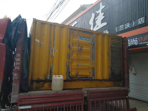九龙发电机组功率与使用时间之间的关系